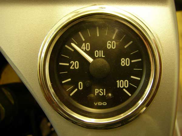 oil pressure gauge