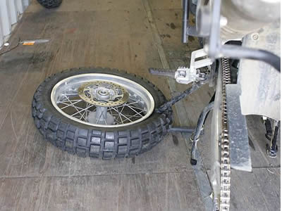 Sidestand Beadbreaker